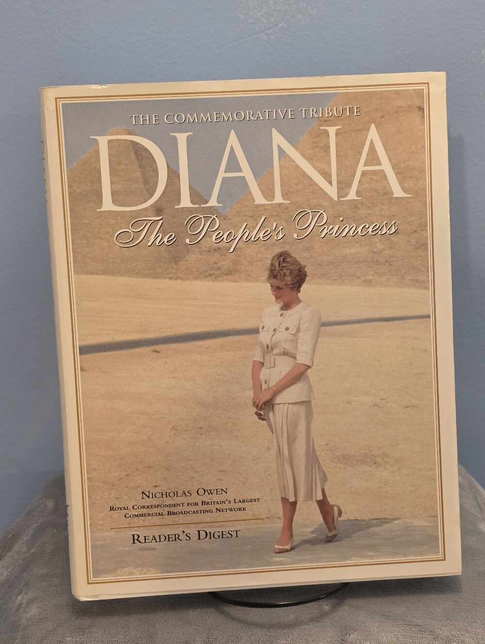Diana: The People's Princess - The Commemorative Tribute by Nicholas Owen. 1997.